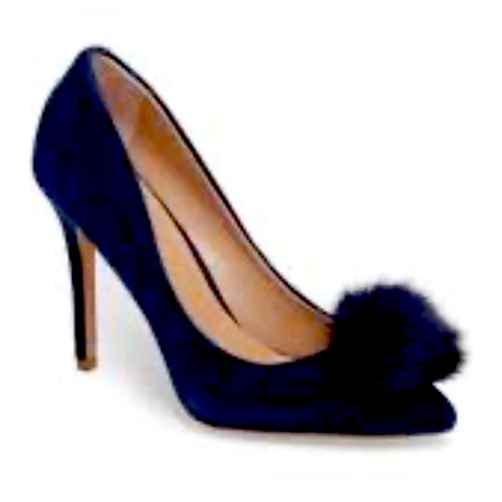 NWT Charles by Charles David black suede with real fox fur pom-poms. Size 7M